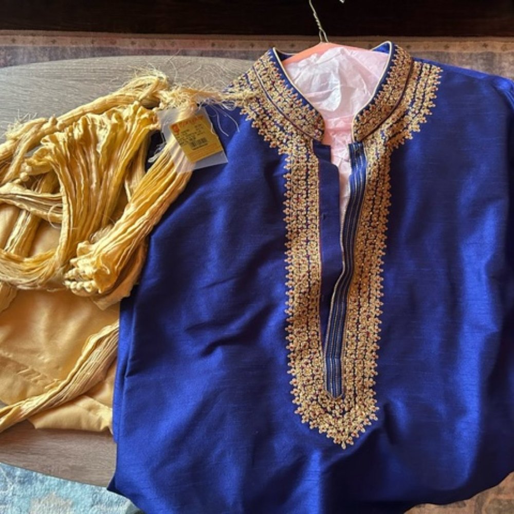 Jinaam Sherwani & Dupatta